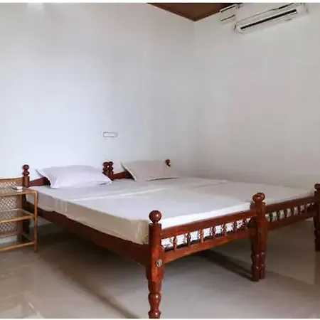 Lovedale Lakeside Homestay Alappuzha Exterior photo