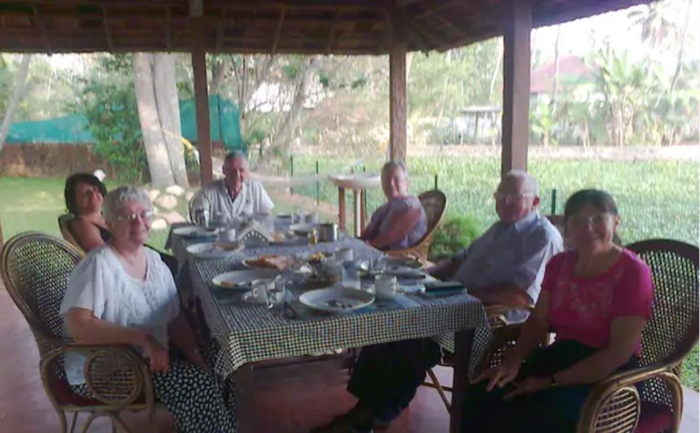 Homestay Lovedale Lakeside *