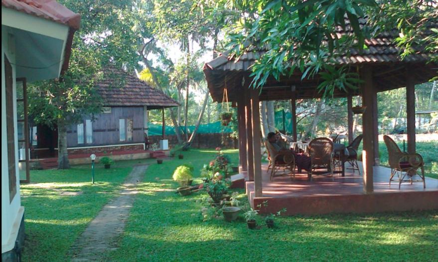 Homestay Lovedale Lakeside Alappuzha